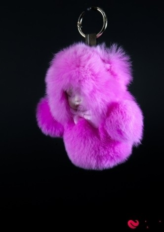 Брелок "Малыш" с розовым мехом - Фото