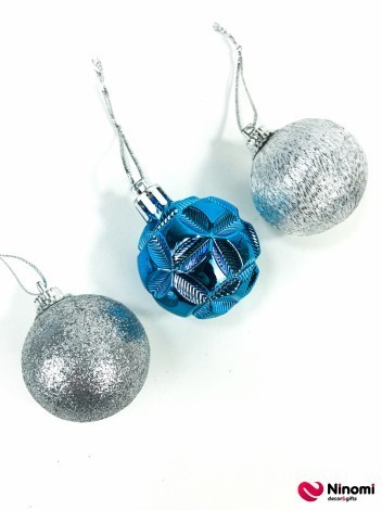 Елочная игрушка "Серебряно-голубые шары" - Фото