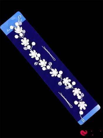 Тика с цветами с жемчугом и чешским стеклом - Фото