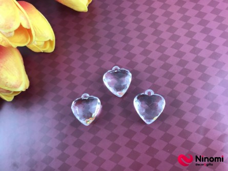 Акриловое стекло "Сердце" многогранное - Фото