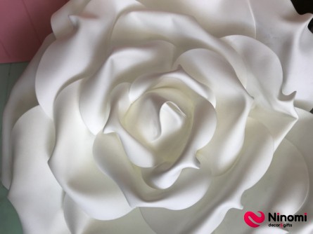 Декоративная роза "Rose" L - Фото