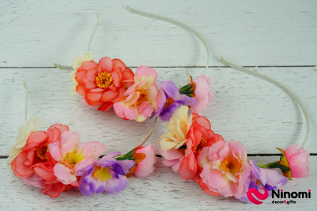 Обруч "Букет квітів" в пастельних кольорах - Фото